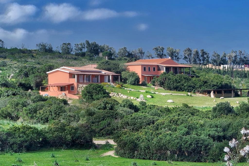 Country House Vignola Mare Aglientu Luaran gambar