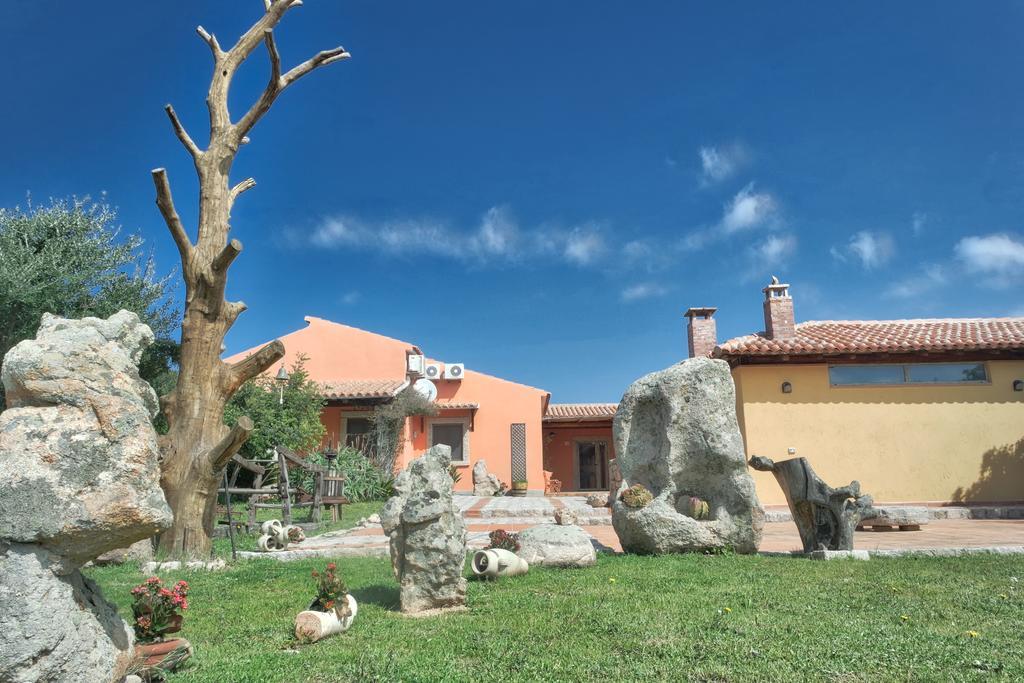 Country House Vignola Mare Aglientu Luaran gambar