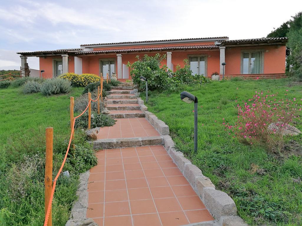 Country House Vignola Mare Aglientu Luaran gambar